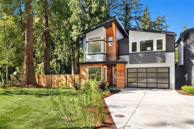 Property photo for 13321 108th Avenue Ne, Kirkland