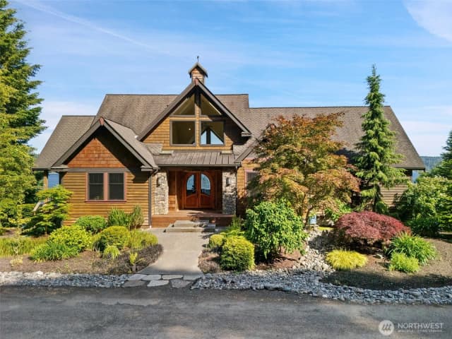 Property photo for 10526 Se Vashon Vista Drive, Port Orchard