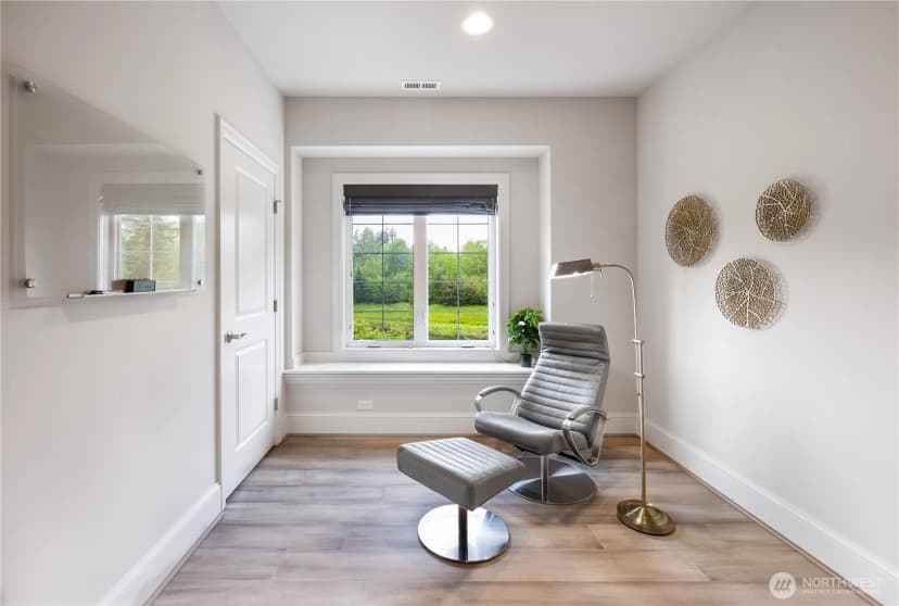 Property photo for 20907 Se 8th Place, Sammamish photo 29