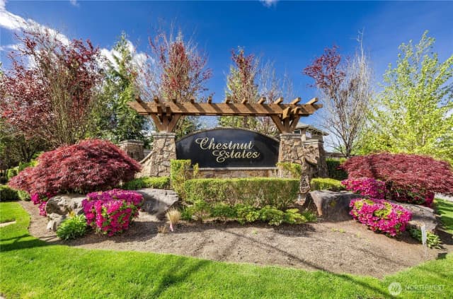 Property photo for 20907 Se 8th Place, Sammamish photo 2