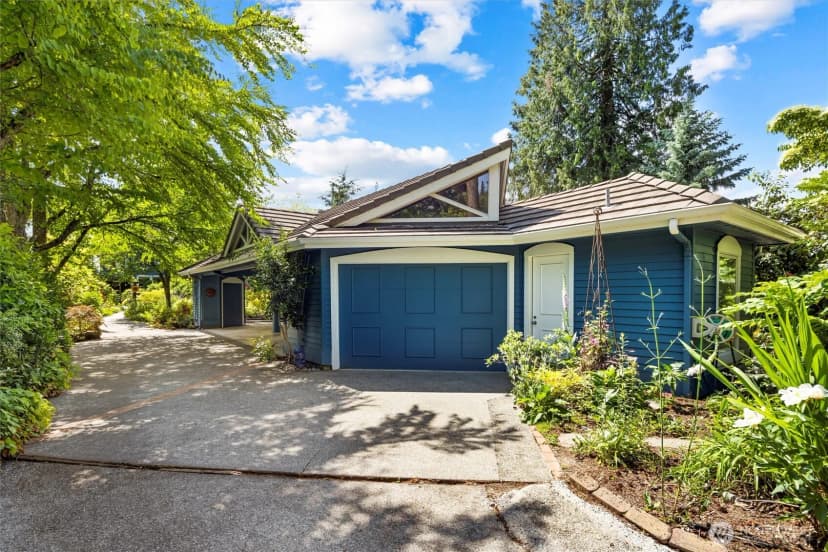 Property photo for 11047 Champagne Point Road Ne, Kirkland photo 36