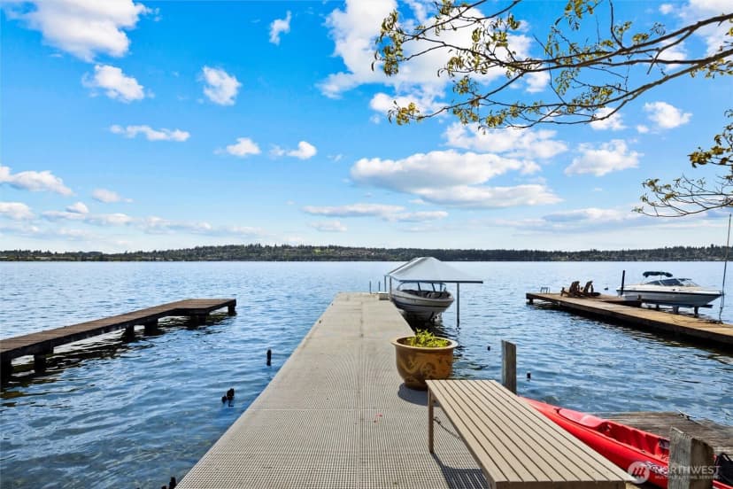 Property photo for 11047 Champagne Point Road Ne, Kirkland photo 20