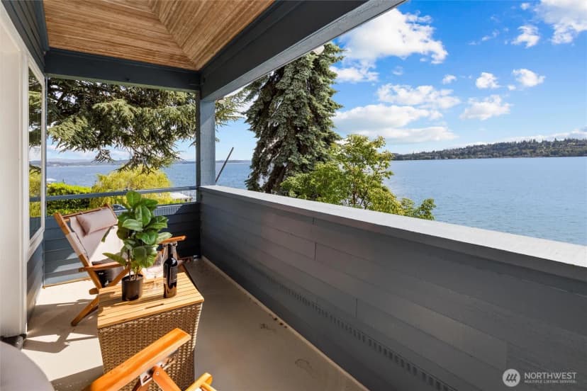 Property photo for 11047 Champagne Point Road Ne, Kirkland photo 24