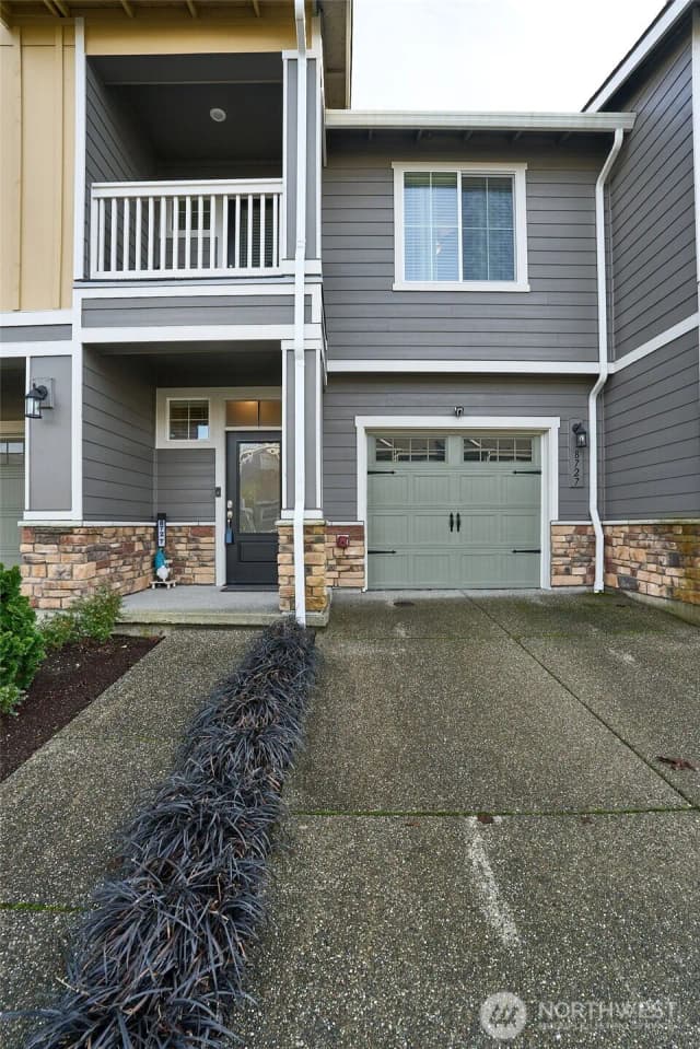 Property photo for 8727 E Gilman Avenue, Arlington