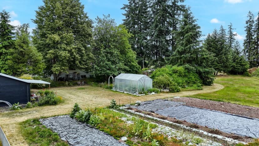 Property photo for 9139 Burnett Road Se, Yelm photo 3