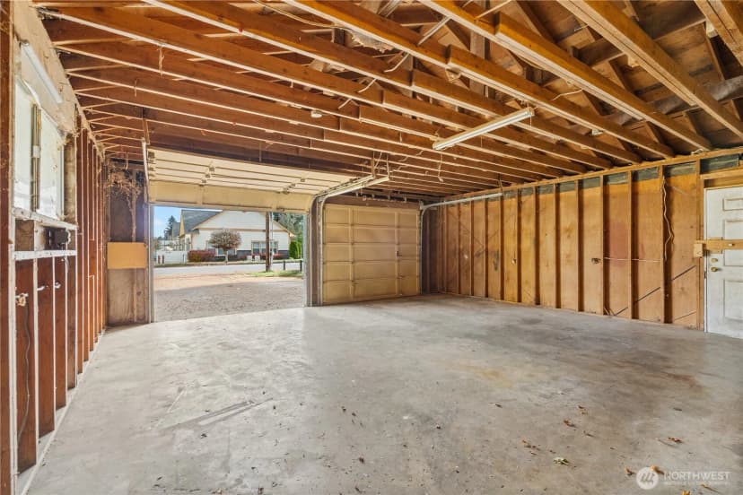 Property photo for 9139 Burnett Road Se, Yelm photo 32