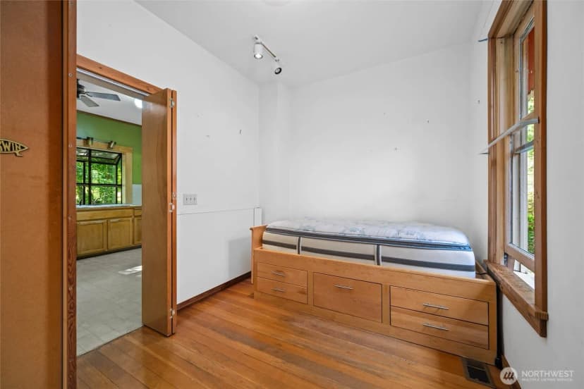 Property photo for 500 Wilson Avenue, Bellingham photo 10