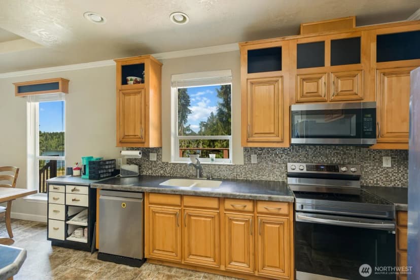 Property photo for 180 E Osprey Lane, Shelton photo 8