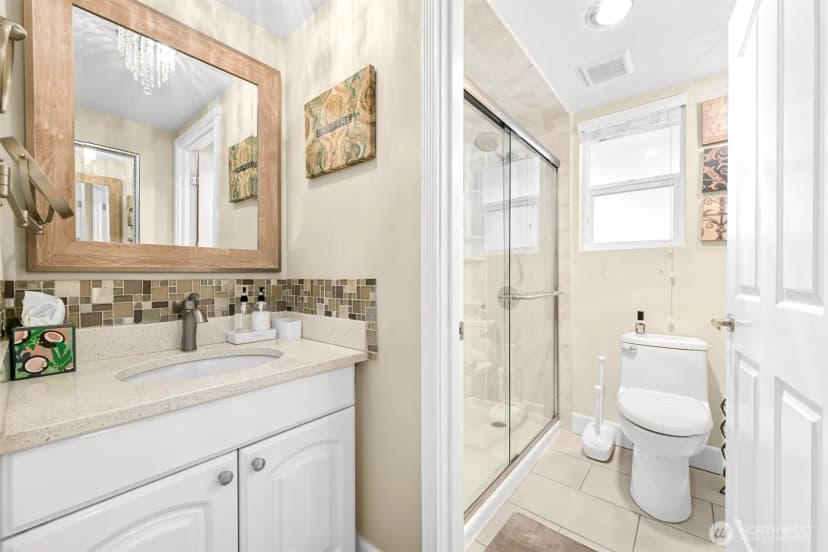 Property photo for 8192 Sehome Road, Blaine photo 18