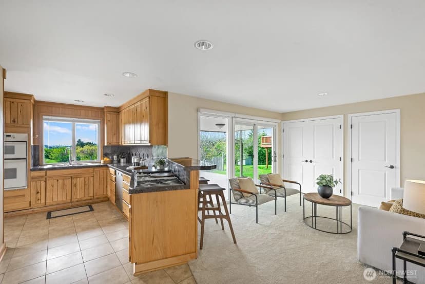 Property photo for 1817 125th Avenue Se, Bellevue photo 11