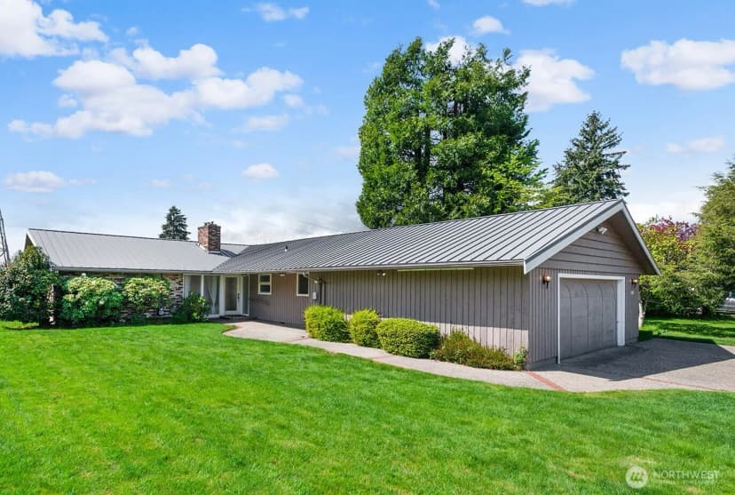 Property photo for 1817 125th Avenue Se, Bellevue