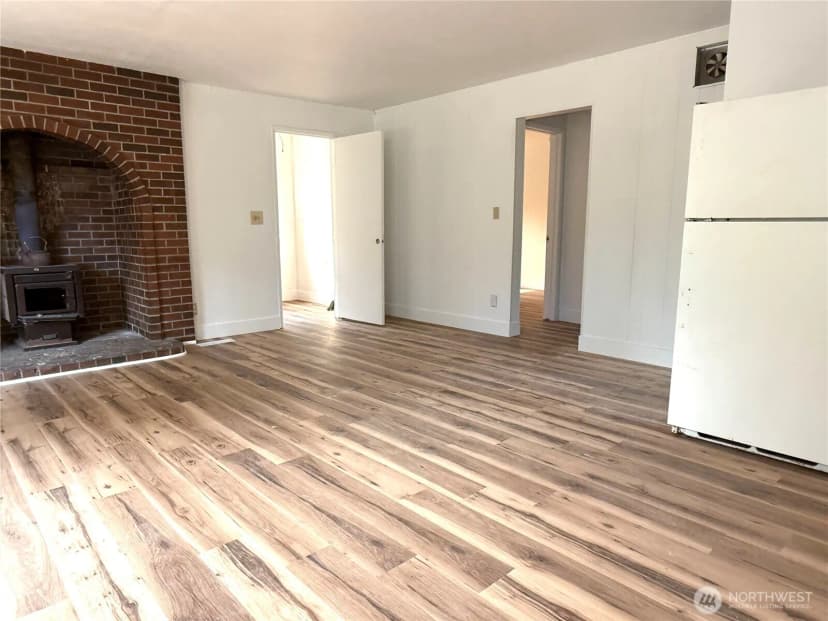 Property photo for 1627 Se Holman Road, Port Orchard photo 6