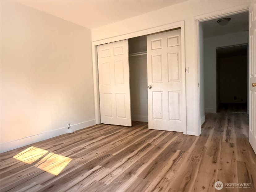 Property photo for 1627 Se Holman Road, Port Orchard photo 11