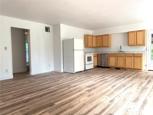 Property photo for 1627 Se Holman Road, Port Orchard photo 5
