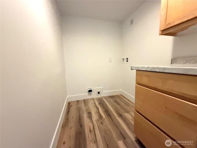 Property photo for 1627 Se Holman Road, Port Orchard photo 16