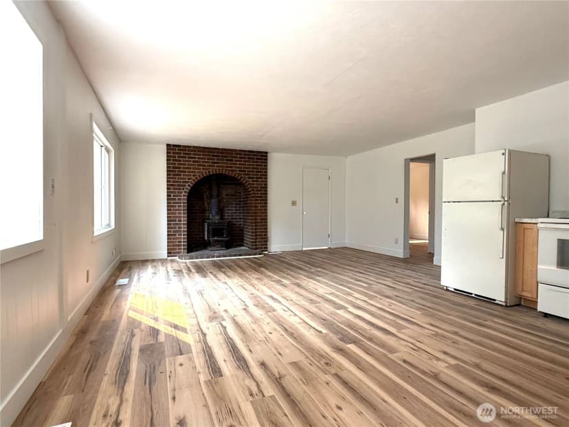 Property photo for 1627 Se Holman Road, Port Orchard photo 7