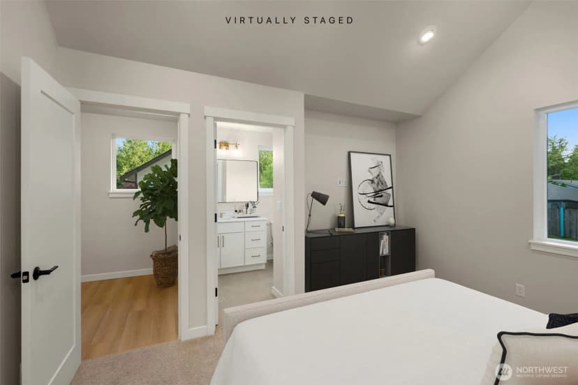 Property photo for 10602 Ne 137th Place, Kirkland photo 16