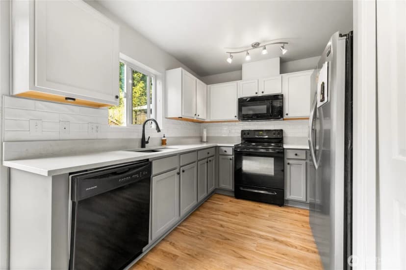 Property photo for 24112 Se 281st Street, Maple Valley photo 13