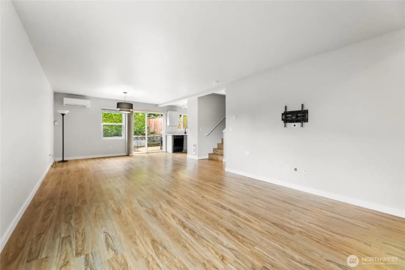 Property photo for 24112 Se 281st Street, Maple Valley photo 9