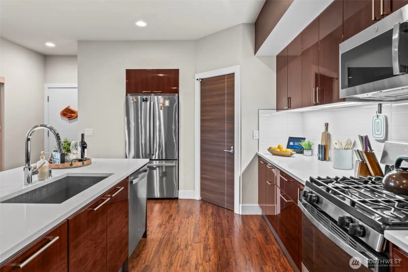Property photo for 32867 Madrona Avenue Se, Black Diamond photo 10