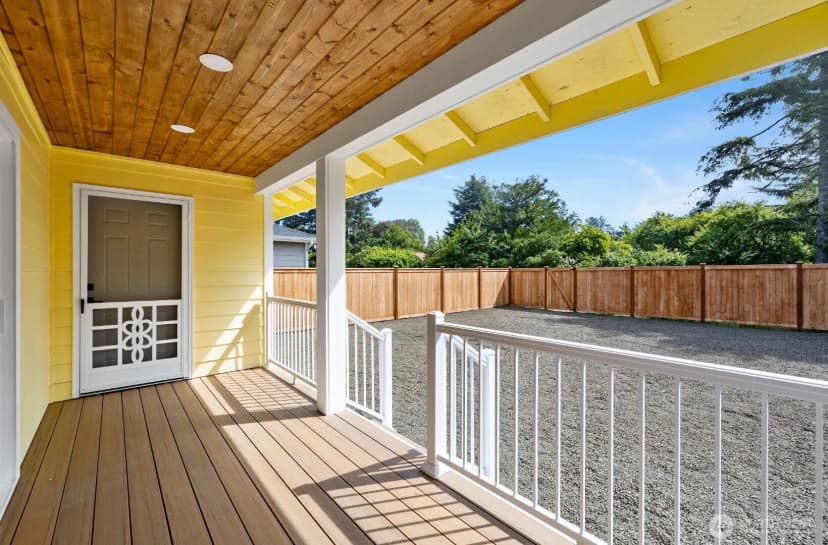 Property photo for 712 N 3rd Street, Westport photo 3