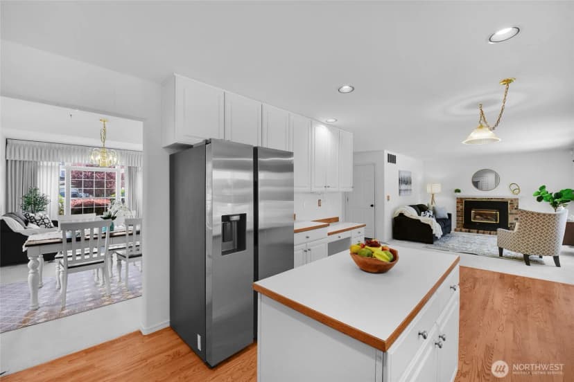 Property photo for 15124 55th Drive Se, Everett photo 10