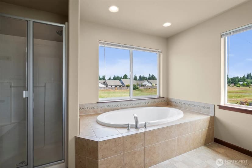 Property photo for 2313 43rd Avenue Se, Puyallup photo 19