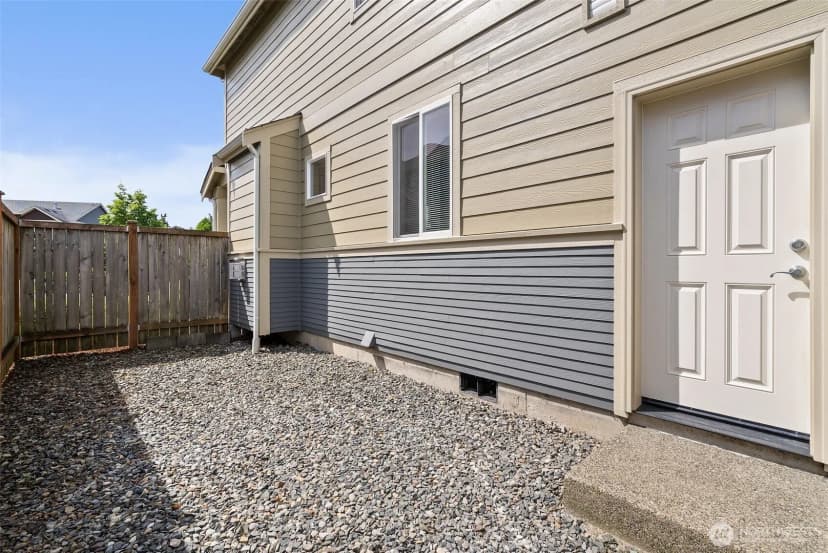Property photo for 2313 43rd Avenue Se, Puyallup photo 27