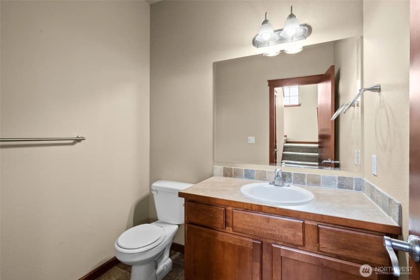 Property photo for 2313 43rd Avenue Se, Puyallup photo 13