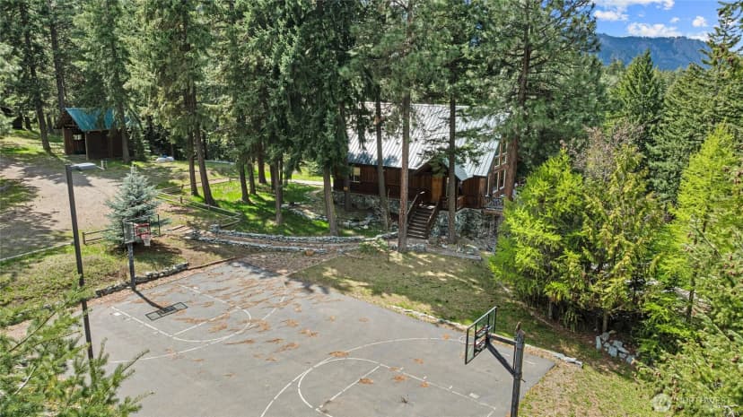 Property photo for 8607 Upper Peoh Point Road, Cle Elum photo 34