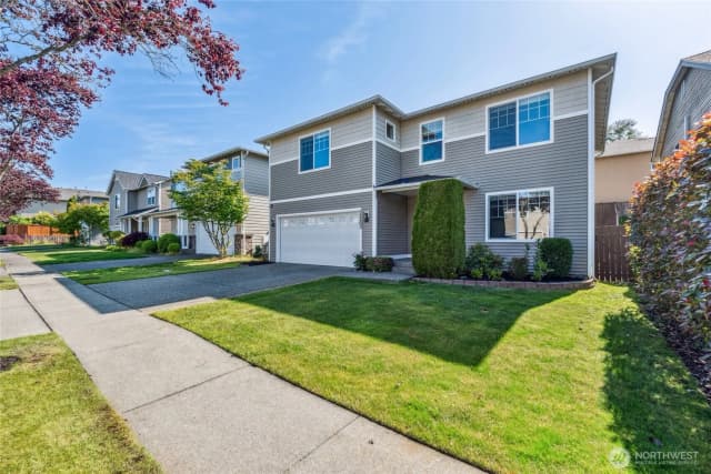 Property photo for 15503 39th Avenue Se, Bothell photo 2