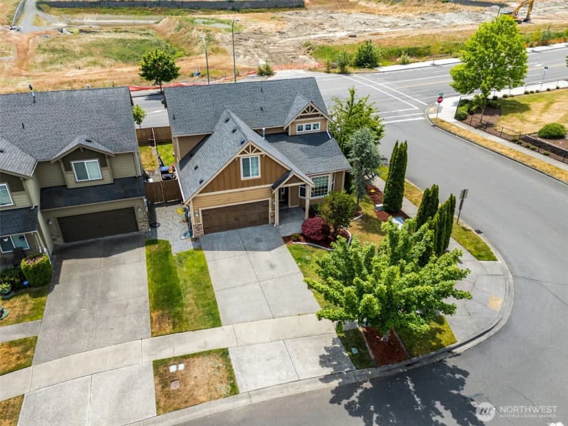 Property photo for 10089 Jensen Drive Se, Yelm photo 3