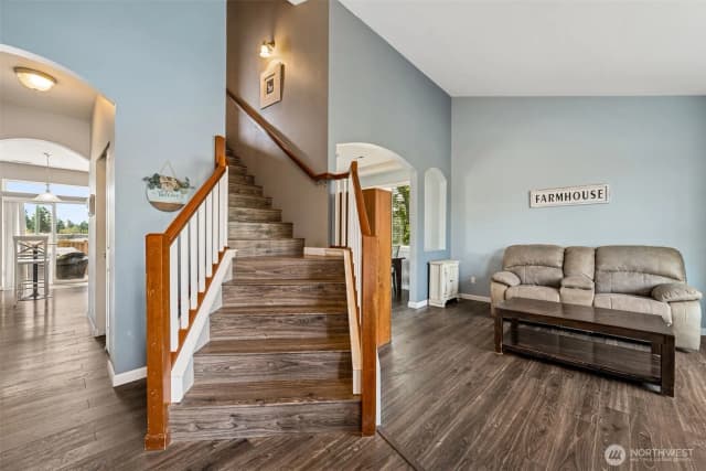 Property photo for 10089 Jensen Drive Se, Yelm photo 5