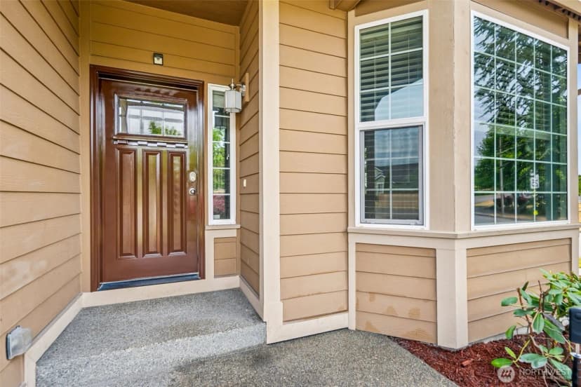 Property photo for 10089 Jensen Drive Se, Yelm photo 2
