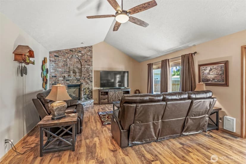 Property photo for 2951 Premiere Place, Longview photo 15