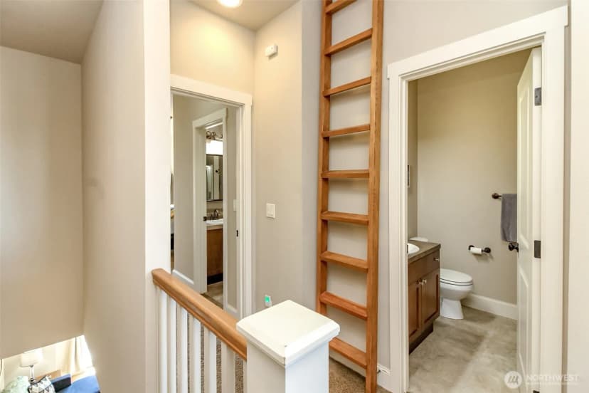 Property photo for 2105 Yakima Avenue, Tacoma photo 32