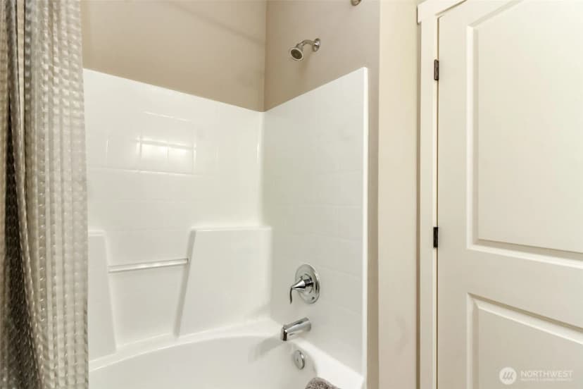 Property photo for 2105 Yakima Avenue, Tacoma photo 29