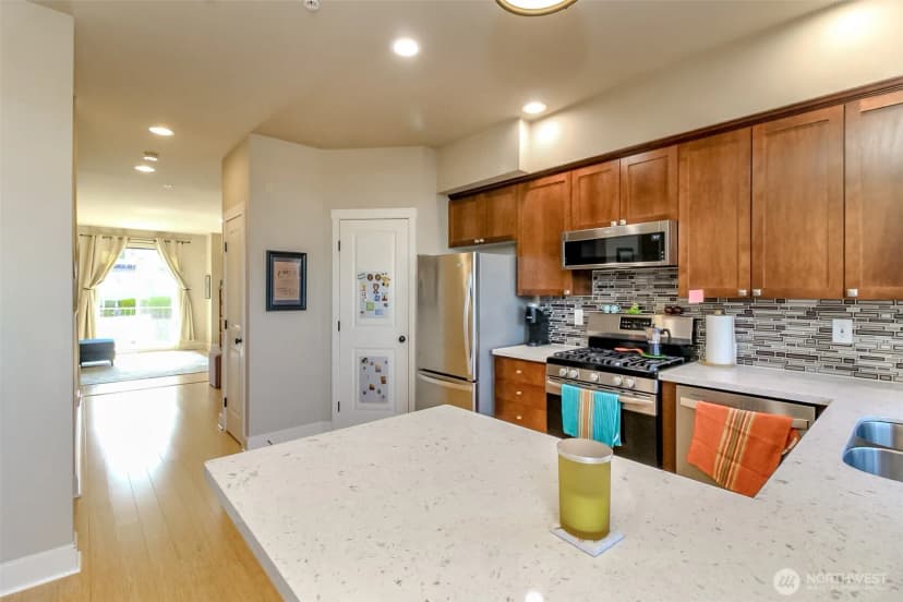Property photo for 2105 Yakima Avenue, Tacoma photo 16