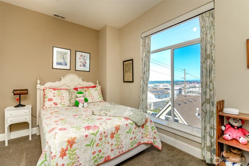 Property photo for 2105 Yakima Avenue, Tacoma photo 30