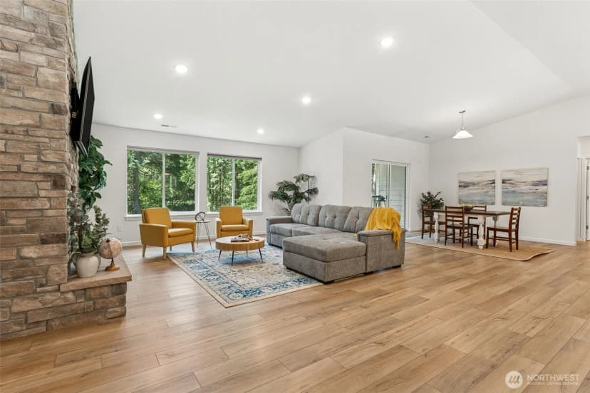 Property photo for 12452 Arab Lane Se, Olalla photo 9