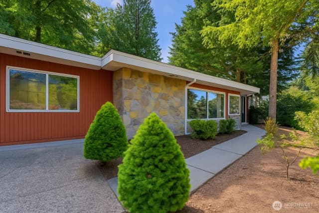 Property photo for 2463 74th Avenue Se, Mercer Island