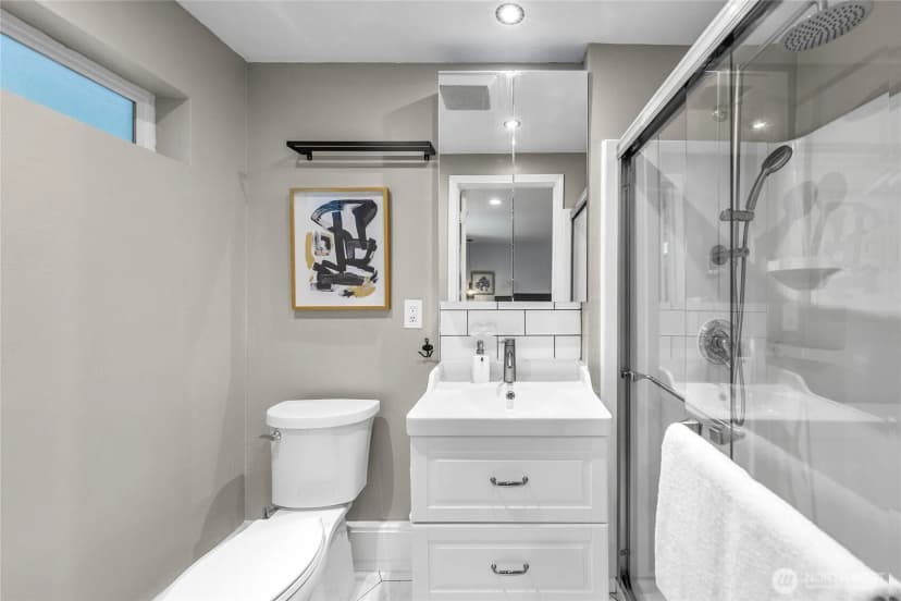 Property photo for 2463 74th Avenue Se, Mercer Island photo 14