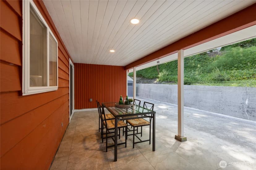 Property photo for 2463 74th Avenue Se, Mercer Island photo 22