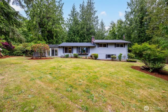 Property photo for 7823 Parker Road, Sedro Woolley photo 2