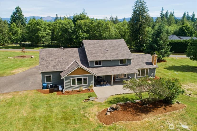 Property photo for 24535 Se 232nd Street, Maple Valley photo 3