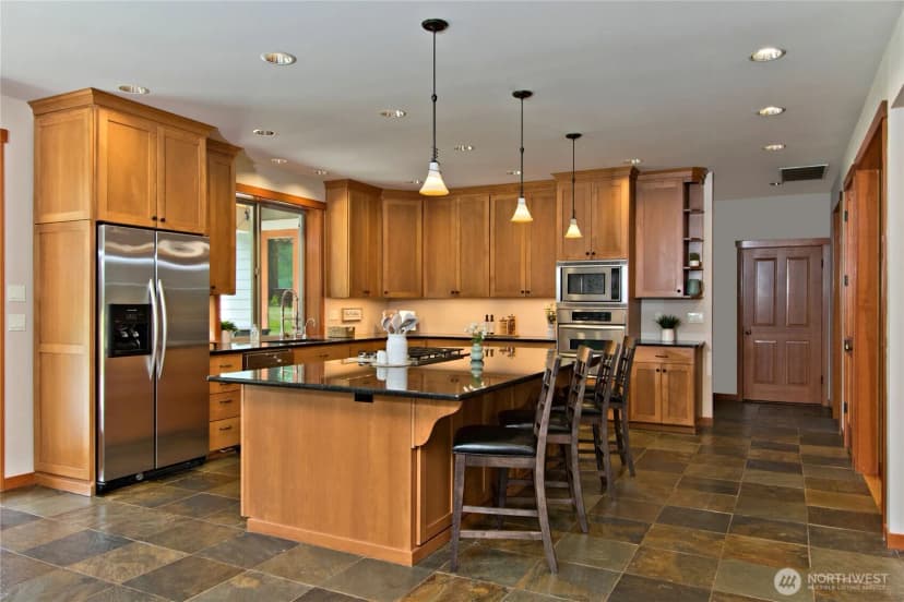 Property photo for 24535 Se 232nd Street, Maple Valley photo 14
