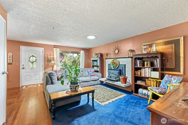 Property photo for 1453 Lopez Avenue, Port Townsend photo 4