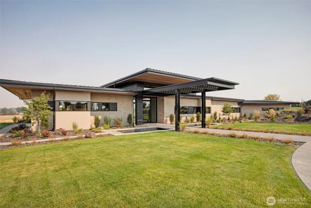 Property photo for 335 Brickwood Drive, Walla Walla photo 2