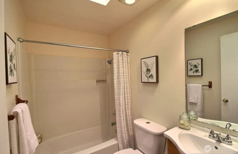 Property photo for 26935 Ne Stella Street, Duvall photo 16