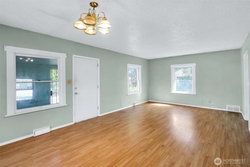Property photo for 8603 Renton Avenue S, Seattle photo 7